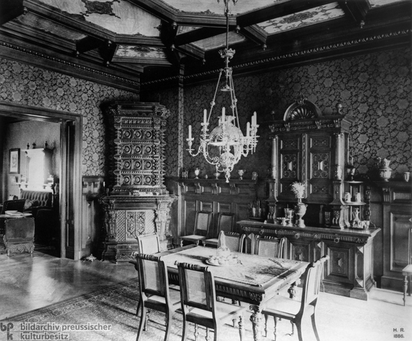 Upper-Middle-Class Dining Room (c. 1880) 