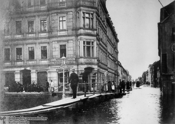 Disastrous Flooding in Dresden (1890)