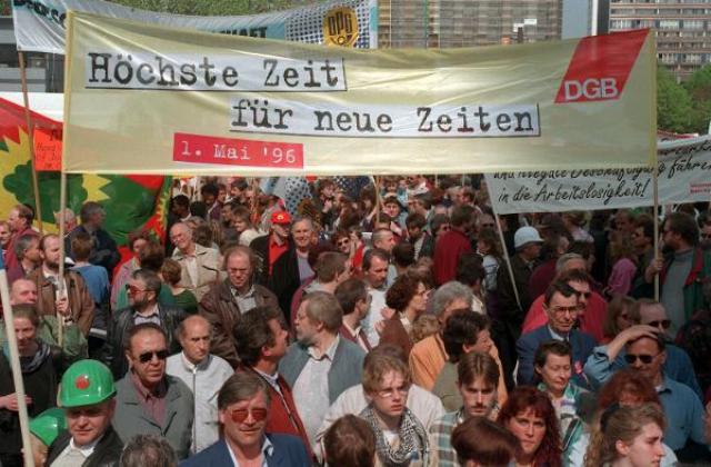 Demonstration by the Confederation of German Trade Unions (May 1, 1996)