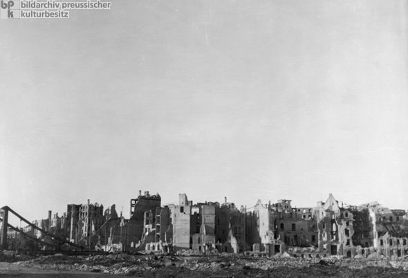 Ruined Skyline (1946)