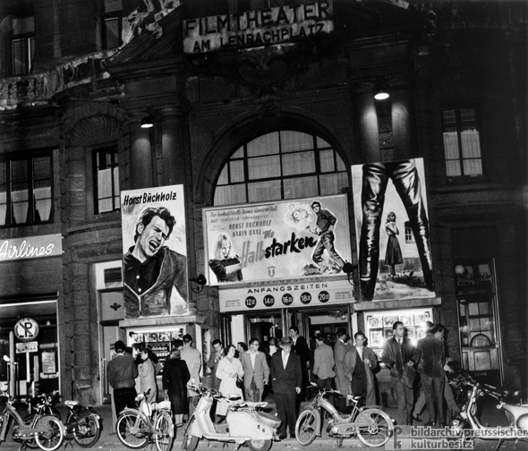 Filmplakate zu „Die Halbstarken” (1956)