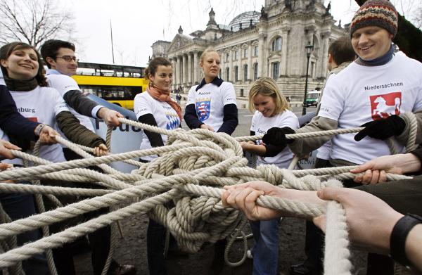 Demonstration during the Meeting of the Federalism Commission (February 16, 2006)