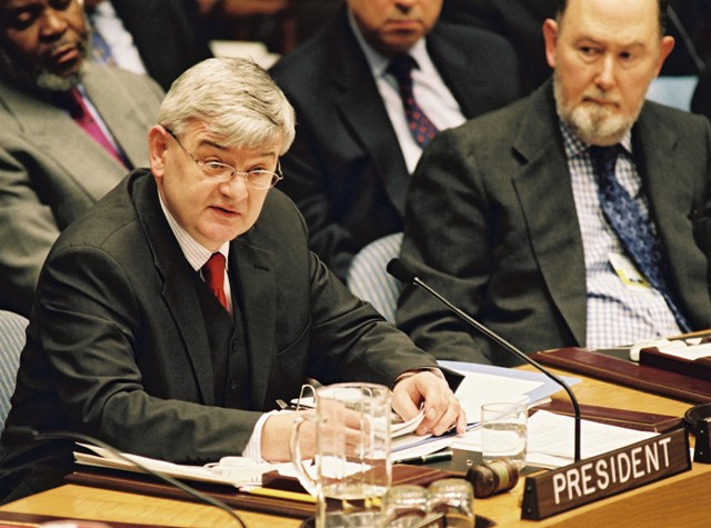 Joschka Fischer als amtierender Vorsitzender des UN-Sicherheitsrates (5. Februar 2003)