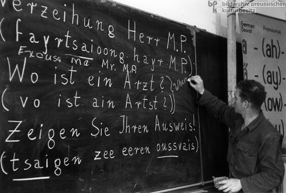 Deutschunterricht für amerikanische Militärpolizisten (1947)