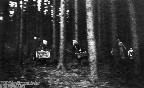 A Family Flees from East to West over the Border in the Bavarian Forest (1948-49)